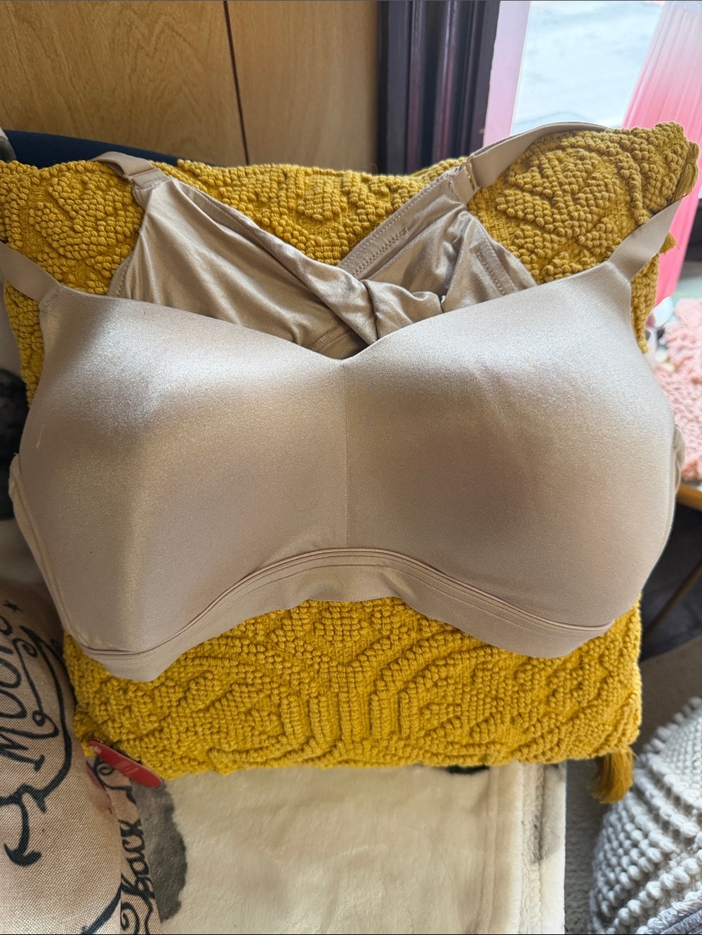 Cacique Smooth Nude T-Shirt Wireless Bra42c